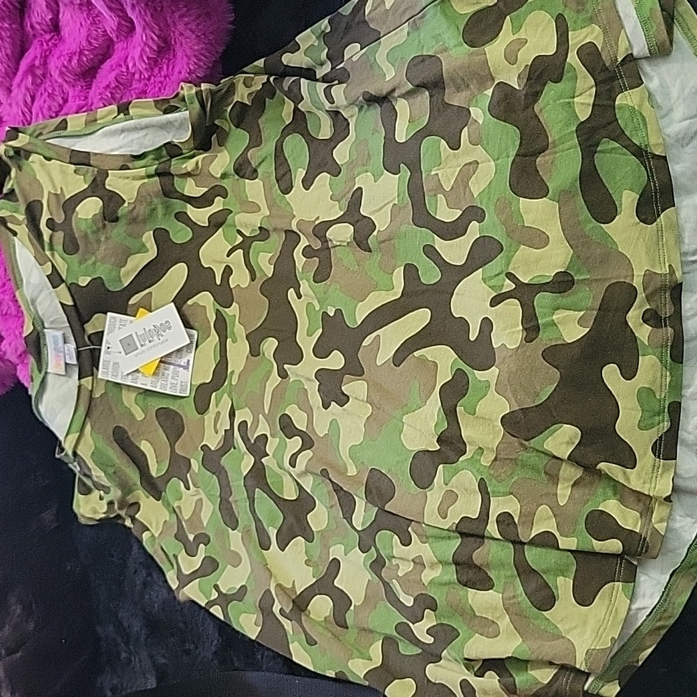 Large camo lularoe cocoa